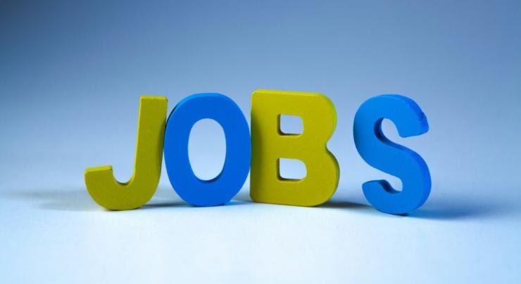 ΕΡΓΑΝΗ: Το 2025 έκλεισε με βροχή απολύσεων - Τι μας περιμένει το 2026