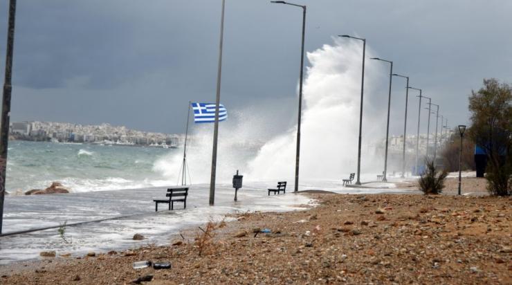 Νέο έκτακτο δελτίο της ΕΜΥ: Ισχυρές καταιγίδες και θυελλώδεις άνεμοι