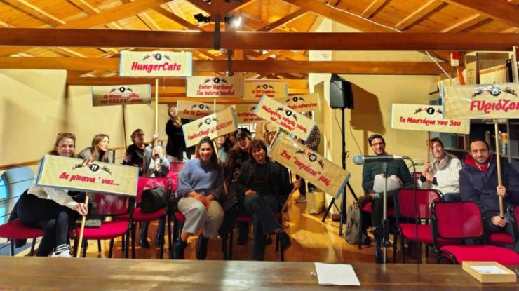 Πάνω από 1.000 καρναβαλιστές στους δρόμους της Ερμούπολης