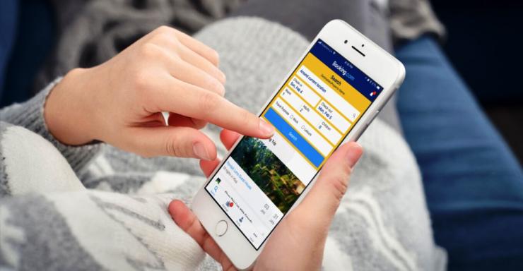 Συναγερμός στη Booking.com: Διαρροή δεδομένων μετά από επίθεση χάκερ