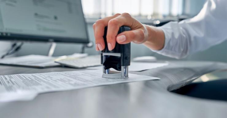 Οι νέοι βασικοί μισθοί σε Δημόσιο και ΟΤΑ