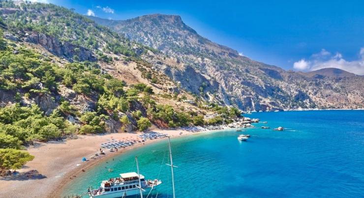 Το νησί του Νοτίου Αιγαίου που είναι πρώτη επιλογή για αυθεντικές και ανέμελες διακοπές στην Ευρώπη