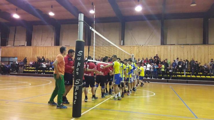 Το… πάλεψαν οι Συριανοί 