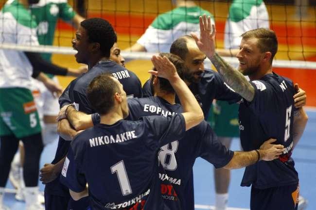 Ανέβηκε στην τρίτη θέση  