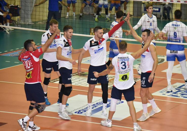 Ποδαρικό με το… δεξί το «Πειρατικό»