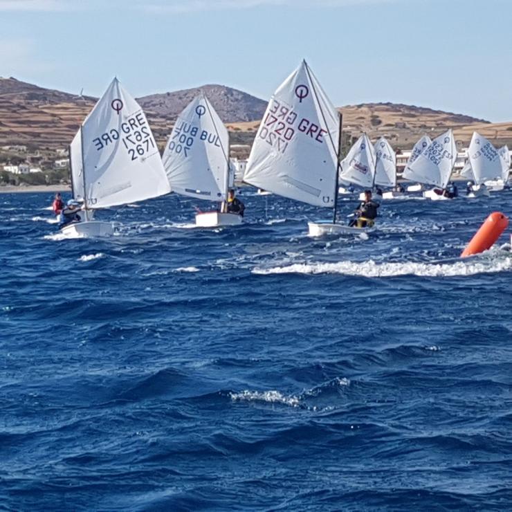 Έτοιμη για νέες εμπειρίες η ομάδα των Optimist του Ν.Ο. Σύρου