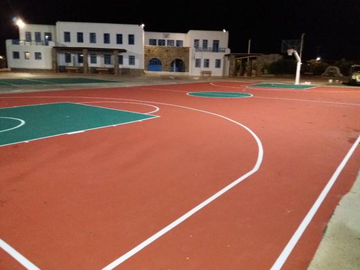 Διαγράμμιση γηπέδων από το Δήμο Μυκόνου 