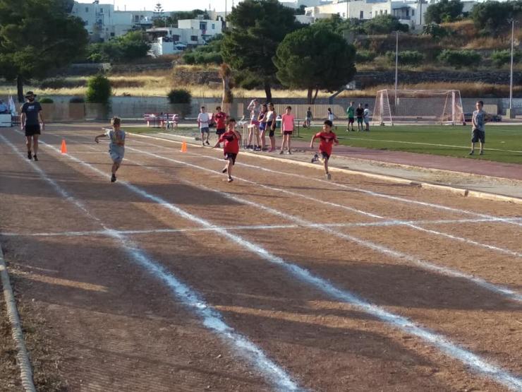 Έδειξαν το… πάθος τους για τον κλασσικό αθλητισμό 