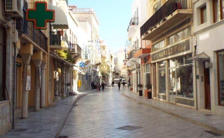 Ενημέρωση για τον ανεφοδιασμό των καταστημάτων στην Ερμούπολη