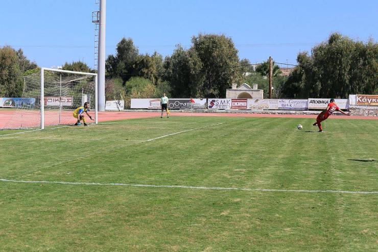 Τον κοίταξε στα… μάτια 