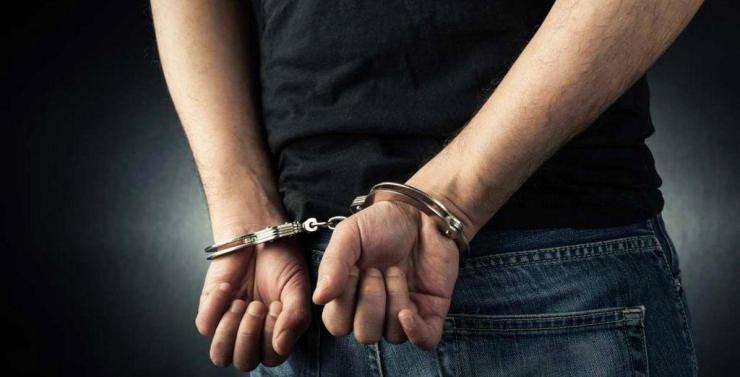 Σύλληψη 49χρονου στην Μύκονο 