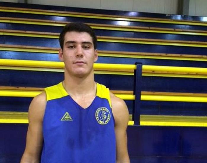 Στον Άρη Σύρου έκλεισε ο Κυριάκος Tεχλικίδης