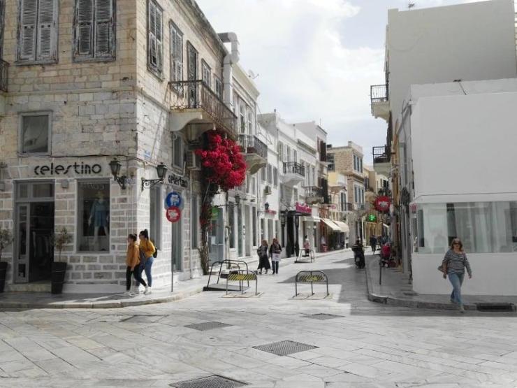 Διευκρινήσεις για τον τρόπο λειτουργίας καταστημάτων Σύρου 