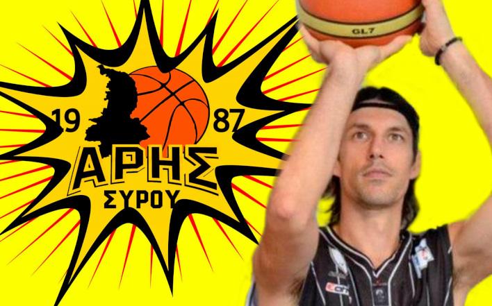 Ο Άρης Σύρου ανακοίνωσε την ανανέωση της συνεργασίας του με τον Βλάντιμιρ Πέτροβιτς