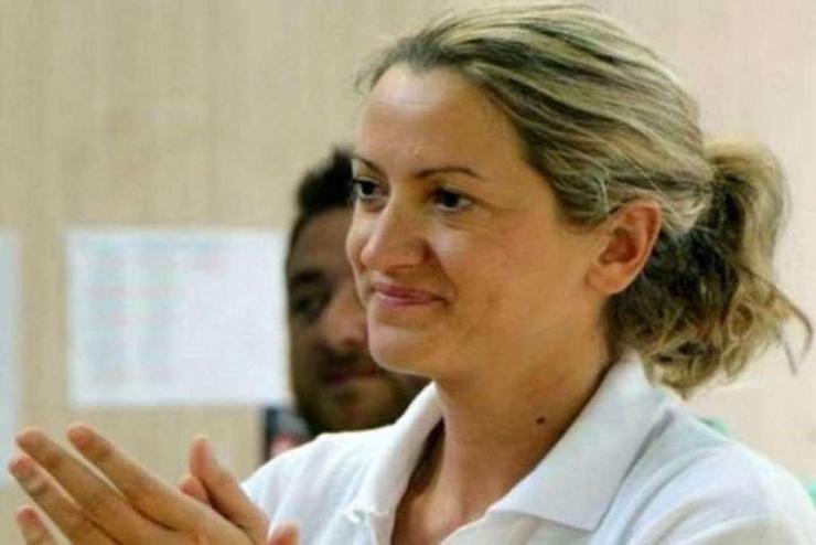 Επέστρεψε στον Α.Ο. Θήρας η Ελένη Μεμετζή 