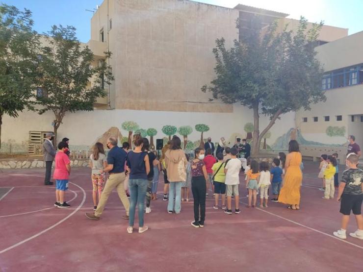 Πρόγραμμα αγιασμού σε σχολεία της Σύρου 