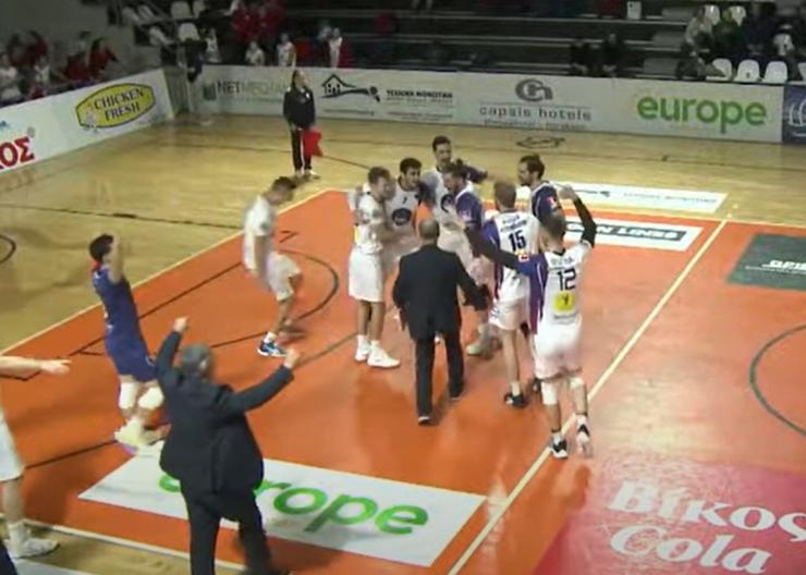 Νίκησε στην Κρήτη ο Φοίνικας Σύρου 