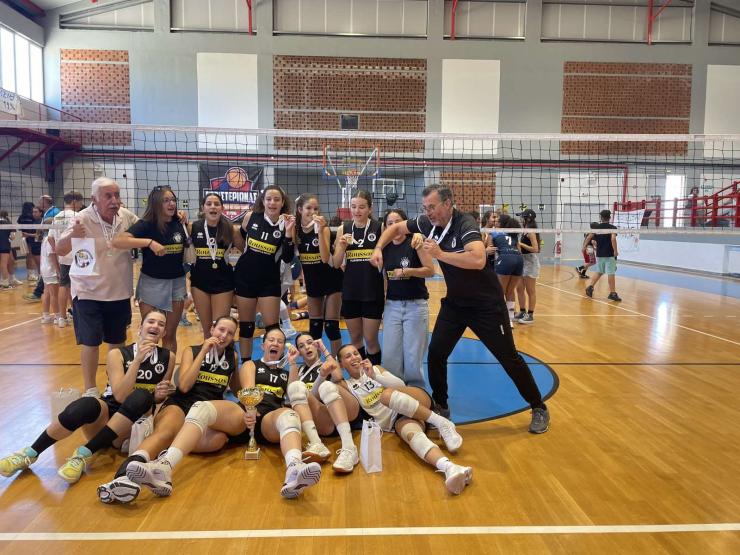 Σήκωσε μία ακόμη κούπα ο ΑΣΕ Νεωρίου 