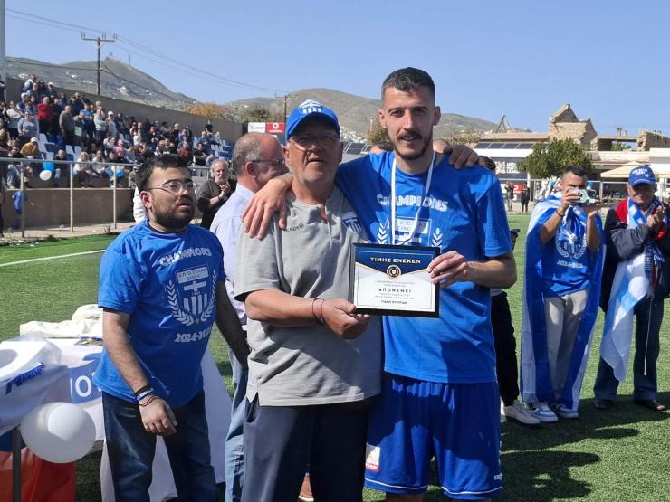 Ευριπίδης Γιάκος: “Την Ελλάς Σύρου τη νιώθω σαν το σπίτι μου”