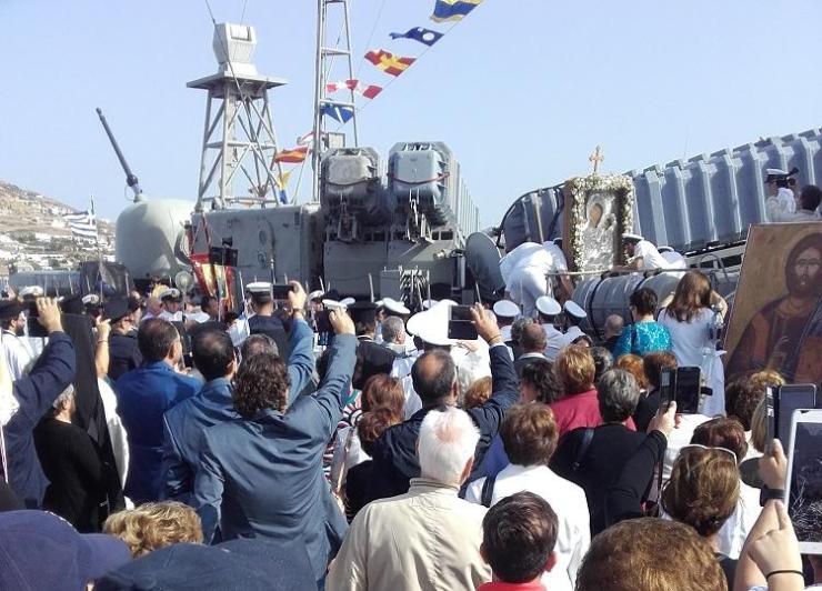 Ο Πειραιάς υποδέχθηκε την εικόνα της Παναγίας της Πάρου
