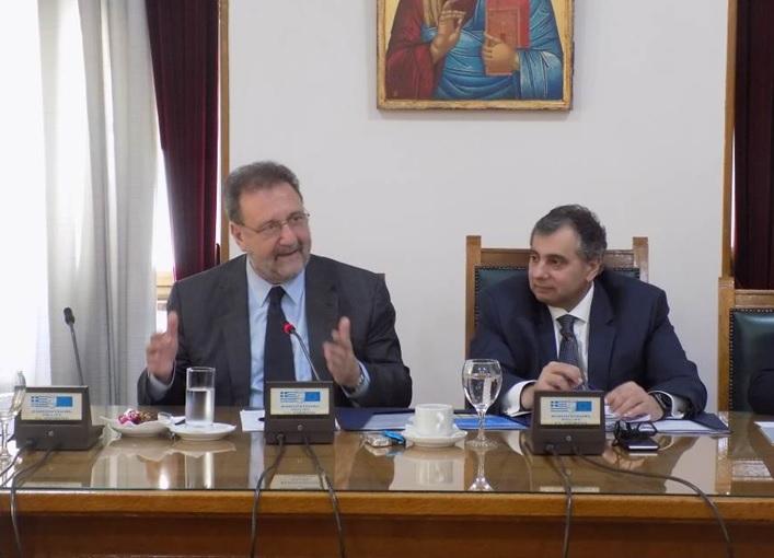 Να αλλάξουν χέρια τα ναυπηγεία για να λειτουργήσουν ομαλά