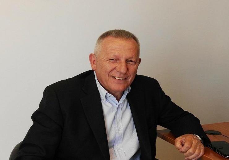 «Μετατρέπεται το νησί σε στόχος»