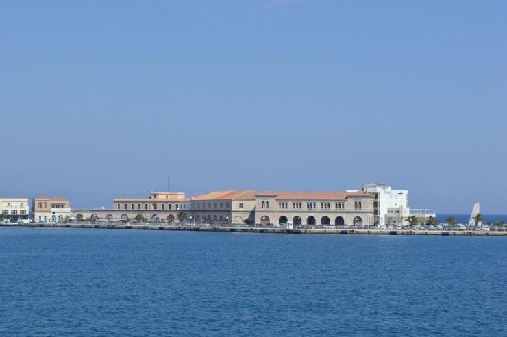 Φωταγώγηση του Τελωνείου της Ερμούπολης 