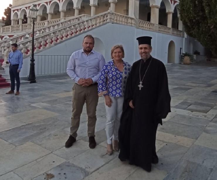 Στην Τήνο με την Αναπληρώτρια Υπουργό Υγείας ο Φίλιππος Φόρτωμας  