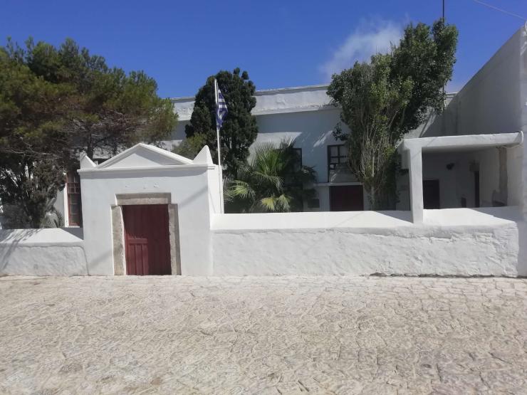 Οργάνωση και ψηφιακή προβολή της Δημοτικής Βιβλιοθήκης Αμοργού
