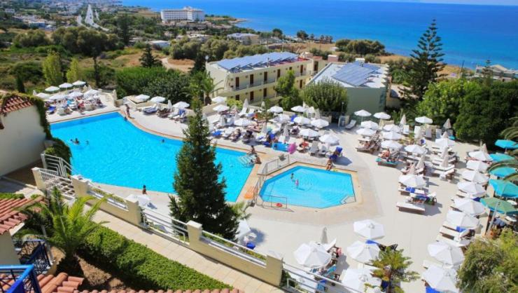 Θετική προς το παρόν η εικόνα των κρατήσεων, προβληματισμός για την ακρίβεια