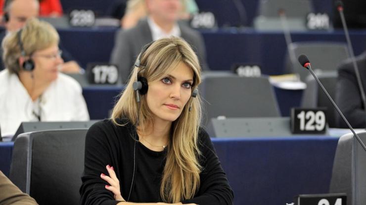  Σκάνδαλο διαφθοράς: το Κοινοβούλιο κινεί μεταρρυθμίσεις για διαφάνεια και λογοδοσία