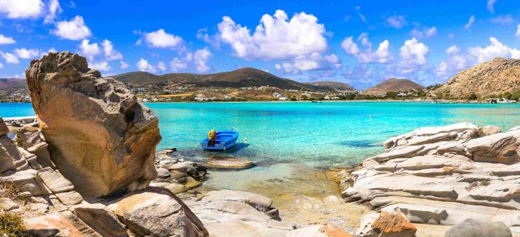 Εκτενές αφιέρωμα σε γαλλικό τουριστικό περιοδικό για την Πάρο