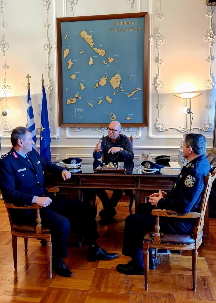 Στον αντιπεριφερειάρχη Κυκλάδων ο νέος Γενικός Περιφερειακός Αστυνομικός Διευθυντής Νοτίου Αιγαίου