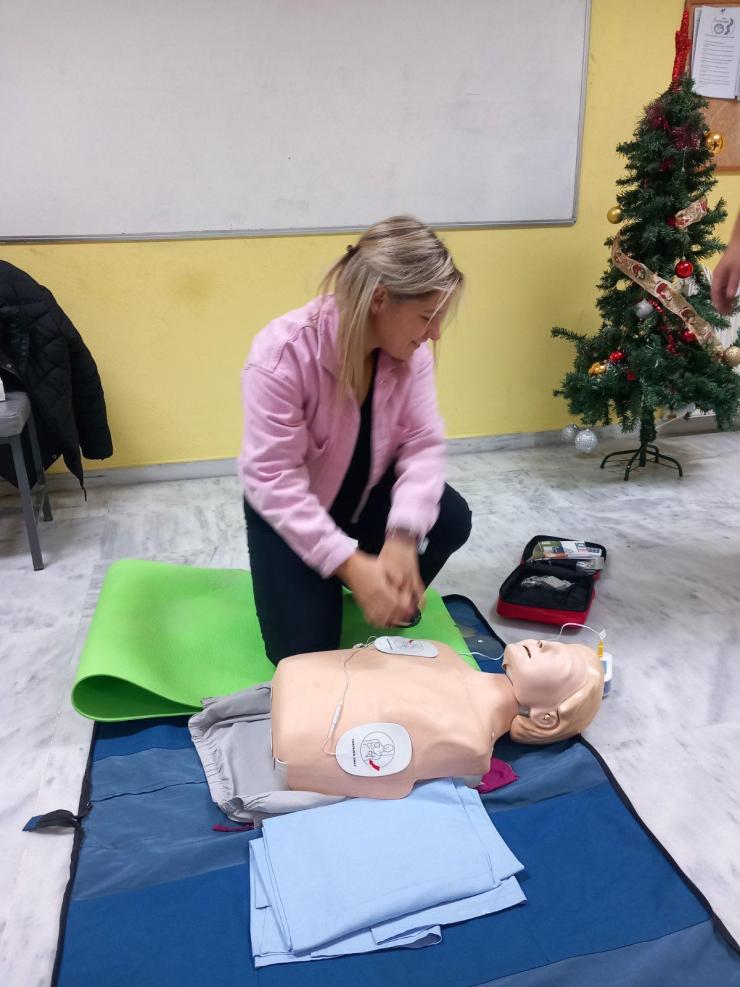 Σαντορίνη: Εκπαίδευση στην Καρδιοπνευμονική Αναζωογόνηση - ΚΑΡΠΑ