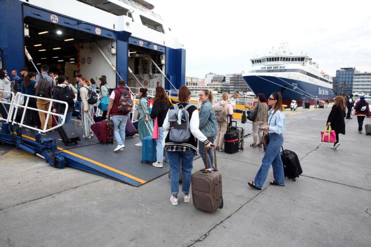 Εκπτώσεις σε ακτοπλοϊκά εισιτήρια για τη μετάβαση αναπληρωτών εκπαιδευτικών