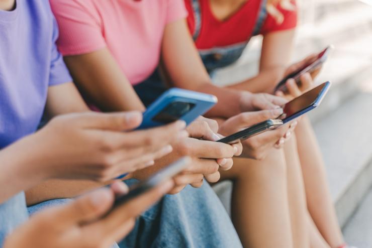 Τουρκία: Νόμος πλέον η απαγόρευση των social media για παιδιά κάτω των 15 ετών
