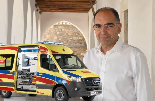 Νέο ασθενοφόρο στην υπηρεσία των πολιτών σε Πάρο και Αντίπαρο