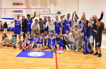 Μαρπησσαϊκός, Άνδρες