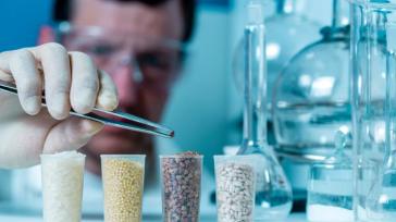 Η πρώιμη έκθεση των παιδιών στα «αιώνια χημικά» συνδέεται με κίνδυνο εμφάνισης λευχαιμίας