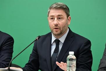 Ανδρουλάκης: Μαζί βάζουμε τέλος στον κατήφορο - Όχι πια στο όνομά μας η παρακμή των θεσμών