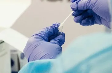 Χανταϊός: Επιβεβαιώθηκε νέο κρούσμα σε μέλος πληρώματος που επαναπατρίστηκε στην Ολλανδία