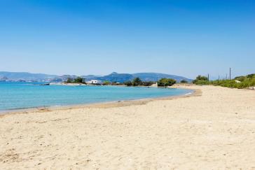 Οι ωραιότερες παραλίες της Κιμώλου -Εκεί όπου τα τιρκουάζ νερά συναντούν τη χρυσή άμμο