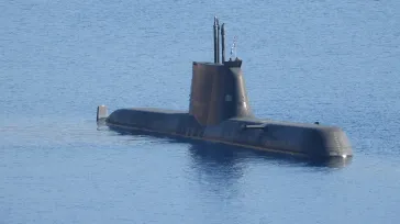 Το Πολεμικό Ναυτικό για το υποβρύχιο που "μπλέχτηκε" στα δίχτυα τράτας κοντά στην Τήνο
