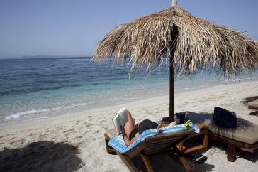 Καιρός: Έως και τους 32 βαθμούς θα αγγίξει η θερμοκρασία στις Κυκλάδες