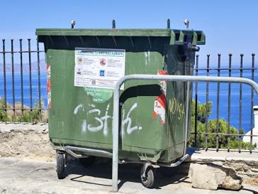 Προγραμματίζεται αντικατάσταση κάδων στη Σύρο