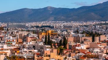 Ακίνητα: «Φρένο» 10,9% στις εισπράξεις φόρων από πωλήσεις τον Απρίλιο, άνοδος σε γονικές παροχές και κληρονομιές