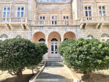 Θερινό ωράριο λειτουργίας της Δημοτικής Βιβλιοθήκης Σύρου - Ερμούπολης