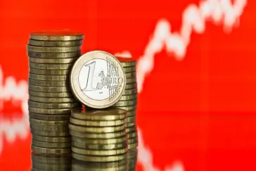 Νόμος Κατσέλη – Servicers: Μόνο κεφάλαιο θα πληρώνουν οι δανειολήπτες έως ότου καθοριστούν τα νέα δοσολόγια