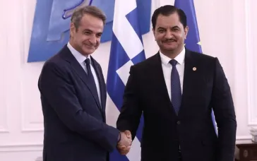 Μητσοτάκης – Χαφτάρ: Στο επίκεντρο επενδύσεις και μεταναστευτικό