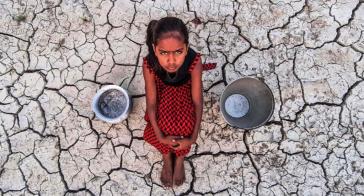 UNICEF: Εκτεθειμένα σε τρεις τύπους κλιματικών κινδύνων πάνω από 1 δισεκατομμύριο παιδιά